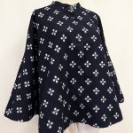 F566】受注販売＊久留米絣リバーシブルマント（梅鉢柄・蚊絣柄 紺/白