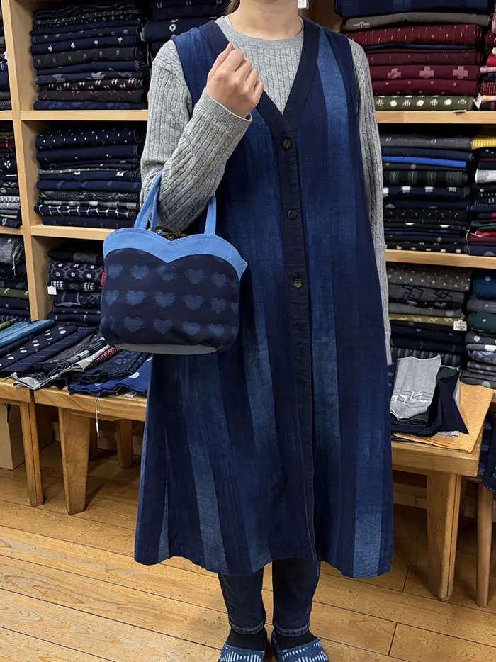BAG95】儀右ヱ門 久留米絣ハンドバッグ（ハンド 二段フダバ ハート8P